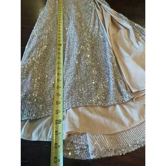 Mac Duggal SEQUINED ONE SHOULDER DRAPED BACK GOWN 2 SILVER 26990 Strappy Slit XS - Picture 7 of 11